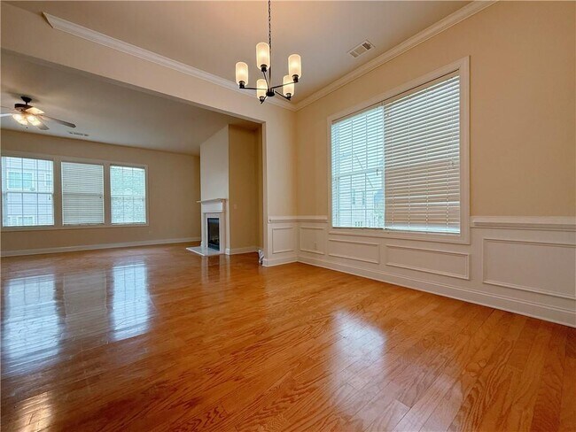 Building Photo - 2221 Atkinson Park Dr