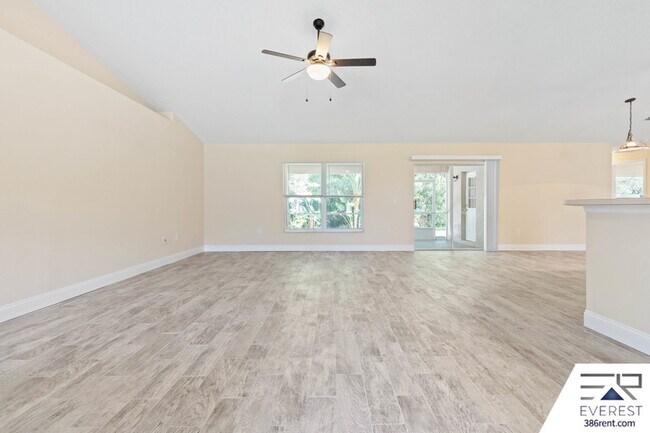 Building Photo - 96 Whispering Pine Dr