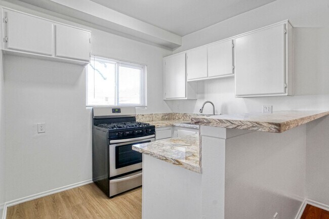 Floorplan - Highland Villa Apartments