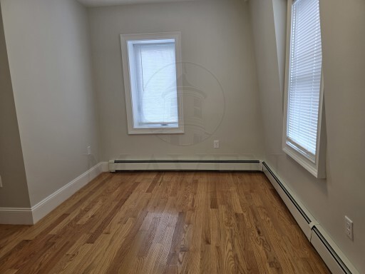 Building Photo - 58 Hawthorne St