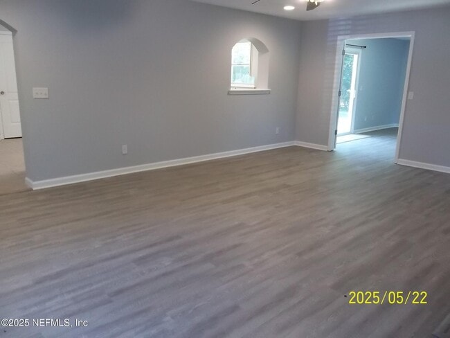 Building Photo - 7816 Delaroche Dr