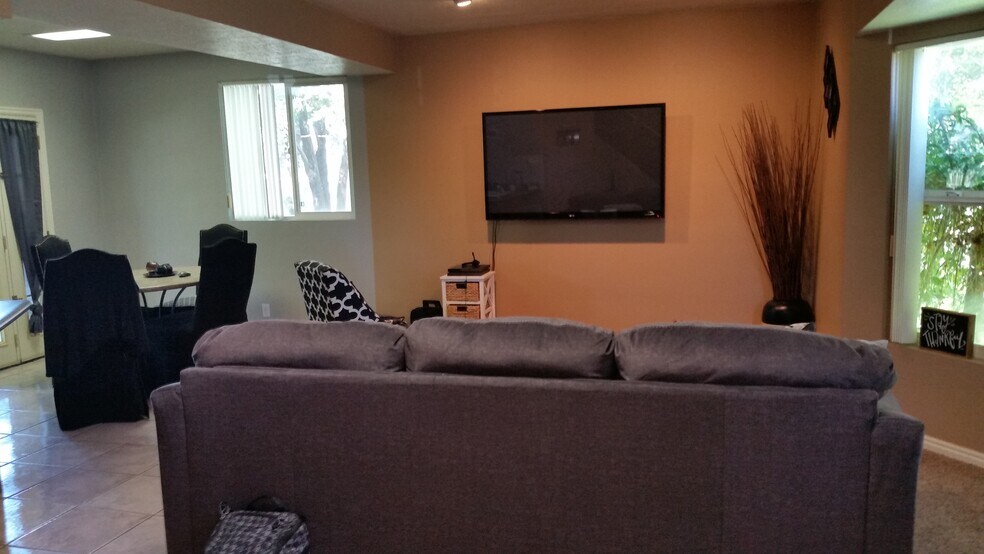 Building Photo - 7415 S 415 E