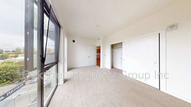 Building Photo - 532 Union St