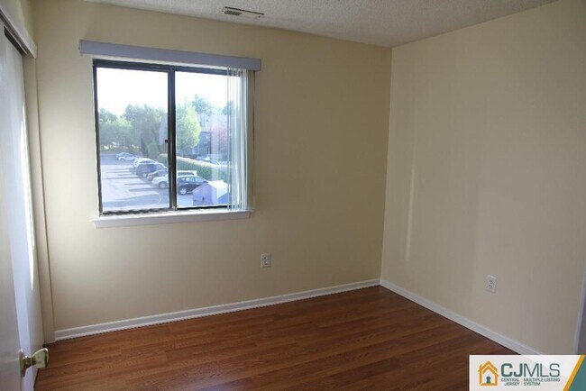 Building Photo - 9006 Tamarron Dr