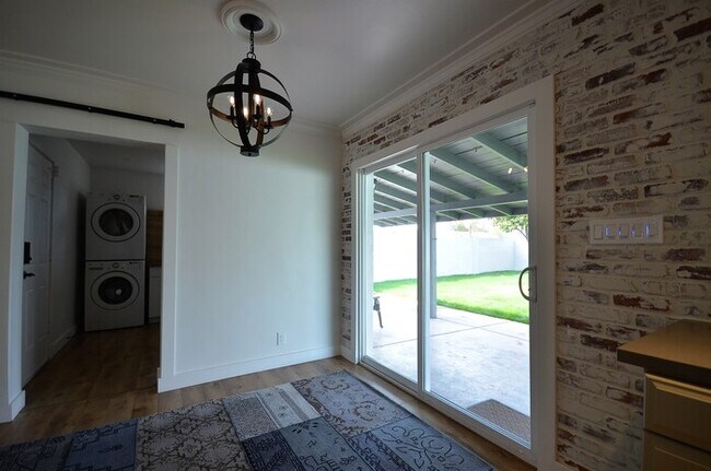 Building Photo - Beautiful Scottsdale Home 3 beds 2 baths G...