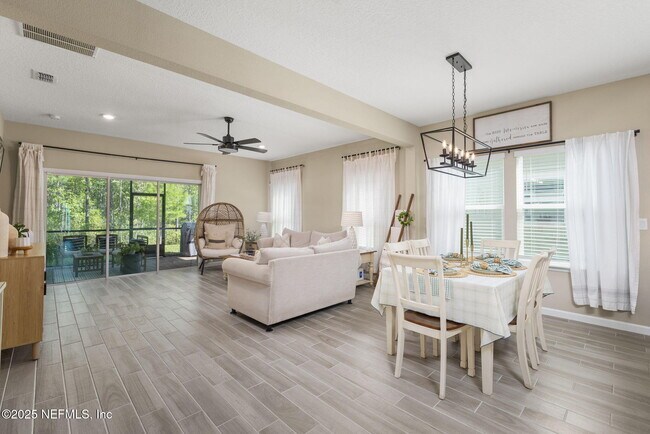 Building Photo - 9686 Lovage Ln