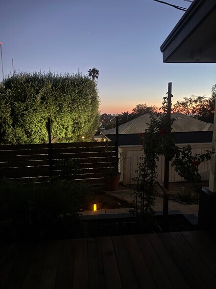 Building Photo - 1819 N Alvarado St