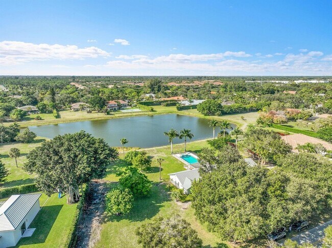 Building Photo - 8631 Steeplechase Dr