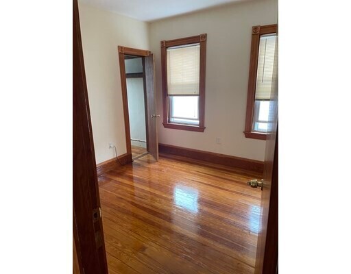 Building Photo - 17 Lafield St