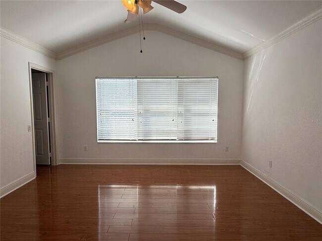 Building Photo - 934 Rock Harbor Ave