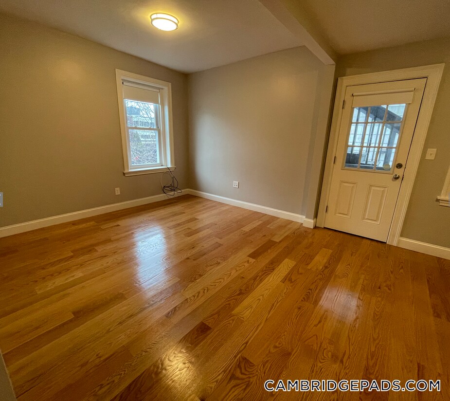 Building Photo - 124 Berkshire St