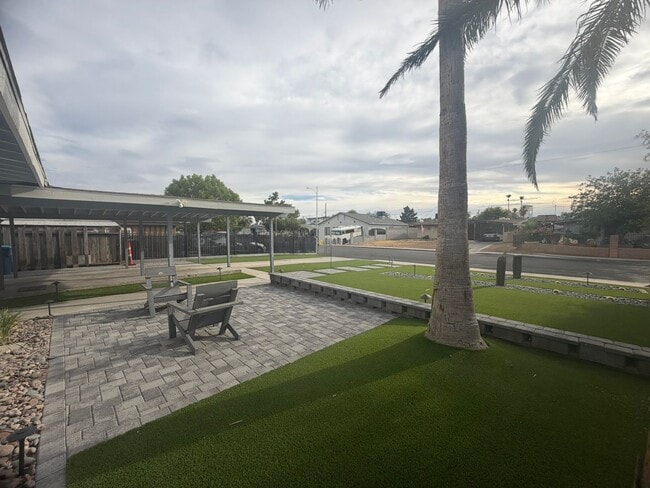 Building Photo - **$500 OFF MOVE IN BY 07/31/2026**Charming Single-Story Home with No HOA & Beautiful Outdoor Living!