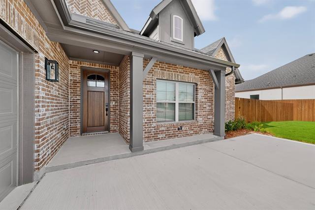 Building Photo - 814 Lakewood Ct