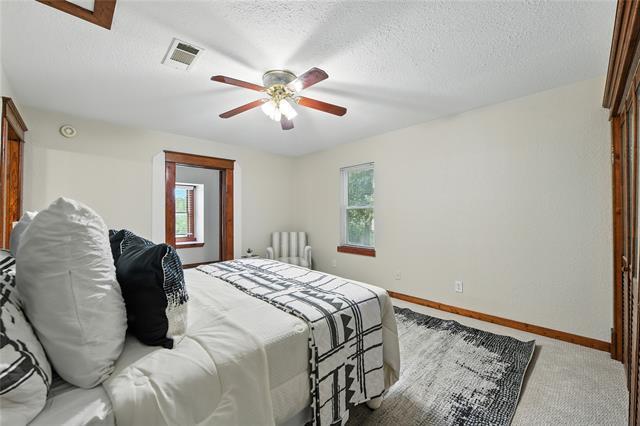 Building Photo - 1323 Dublin St