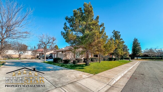 Building Photo - 618 Spring Meadow Ct