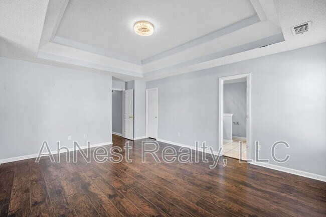 Building Photo - 7227 Teakwood Pl