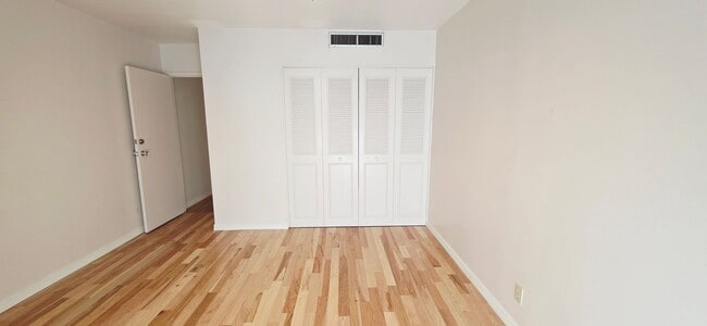 Building Photo - Adorable 1 bedroom, 1 bath Condo near UTEP!