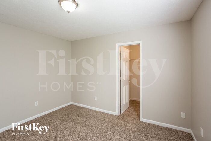 Building Photo - 12145 Bearsdale Dr