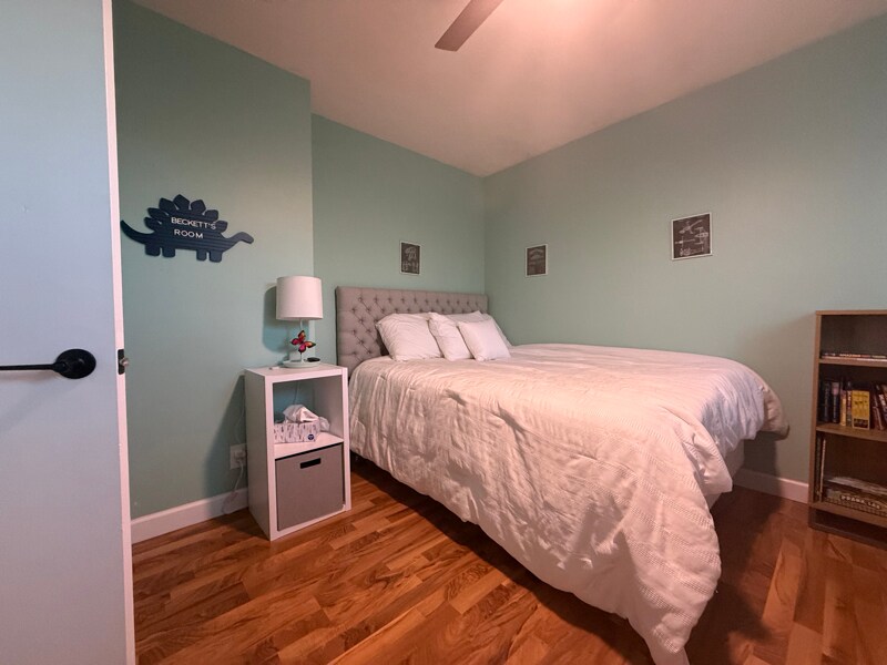 Building Photo - 2305 S 165th St