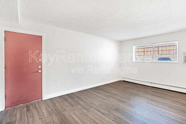 Building Photo - 2882 W Eliot Cir