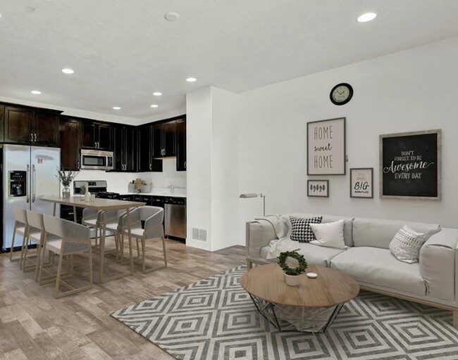 Building Photo - 1726 Thira Ln