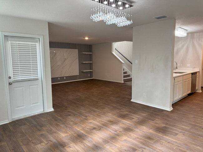 Building Photo - 9603 Lowline Brg