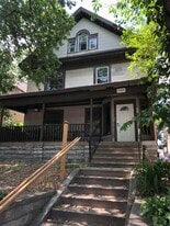 Building Photo - 2404 Lyndale Ave S