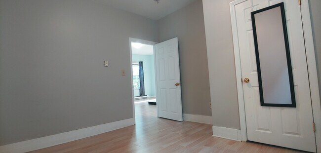 BR #1 - 58 Paine St