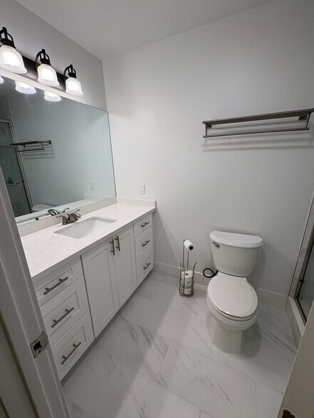 Building Photo - 4619 Del Monte Ave