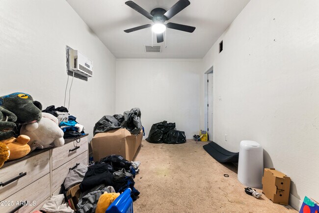 Building Photo - 5546 W Encanto Blvd
