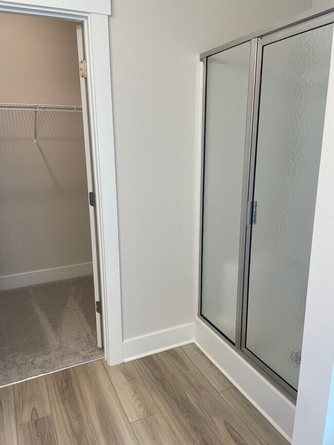 Building Photo - New Build - 3 Bedroom/2 Bathroom with Offi...