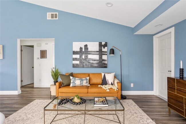 Building Photo - 12421 Blazing Star Ct