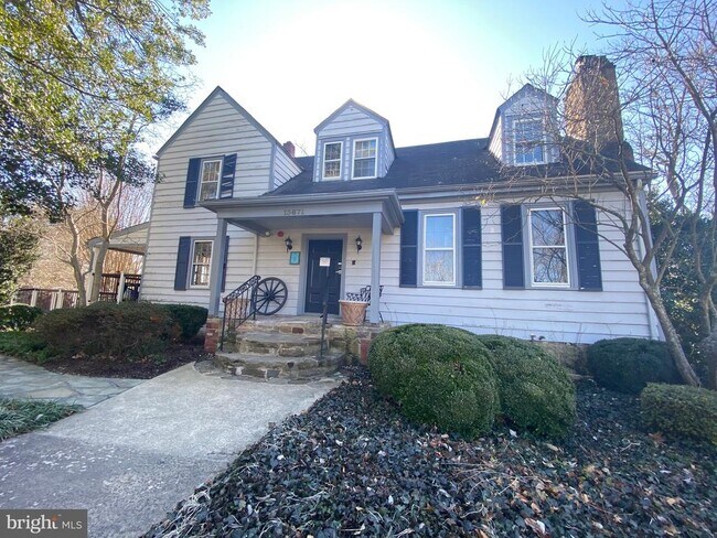 Building Photo - 5833 Orchard Hill Ct