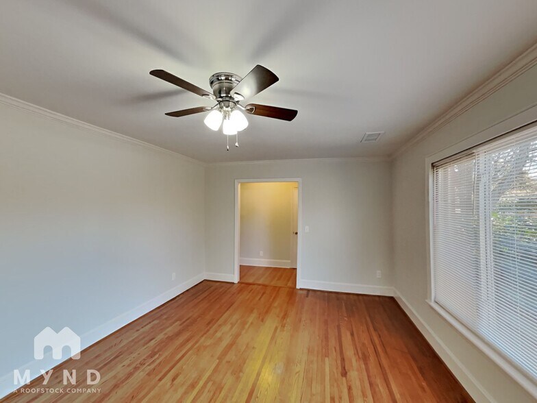 Building Photo - 1201 Manchester Ln