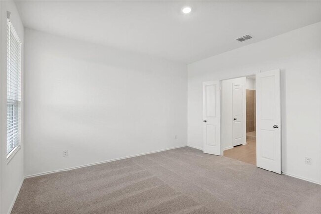 Building Photo - 162 Rodney Boat Rd
