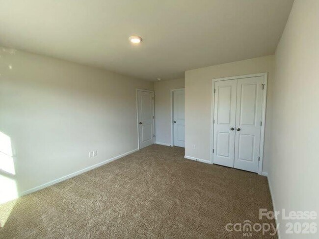 Building Photo - 2530 Napa Terrace