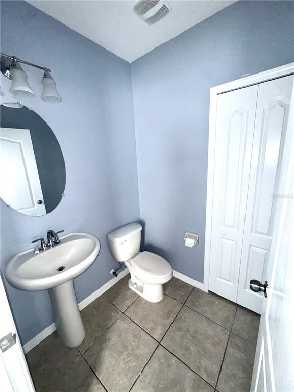 Building Photo - 2120 Song Sparrow Ct
