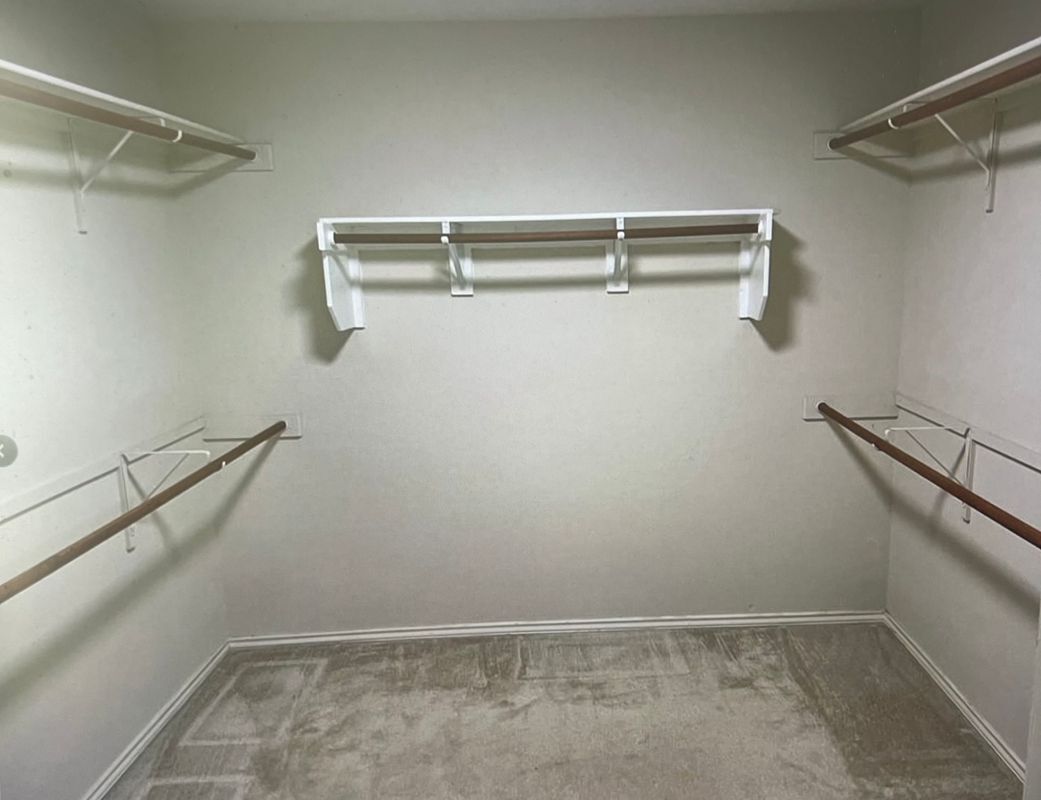 Building Photo - 1341 Beechwood Dr