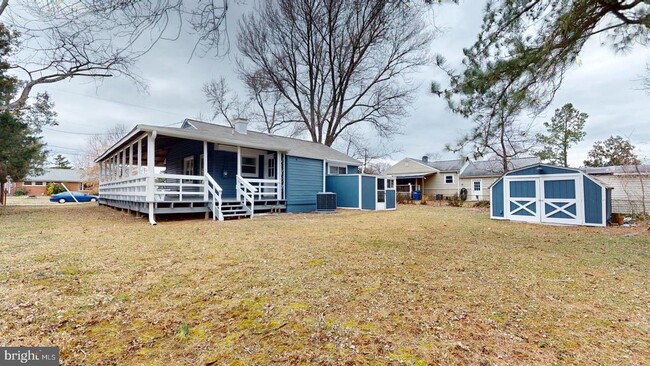 Building Photo - 6511 Enfield Dr