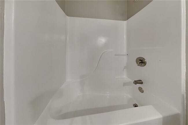 Building Photo - 2693 Austin Ridge Dr NE