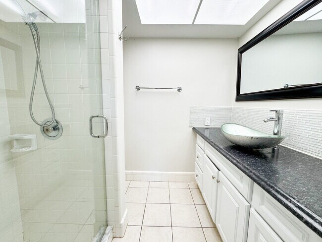 Building Photo - Punta Gorda Isles