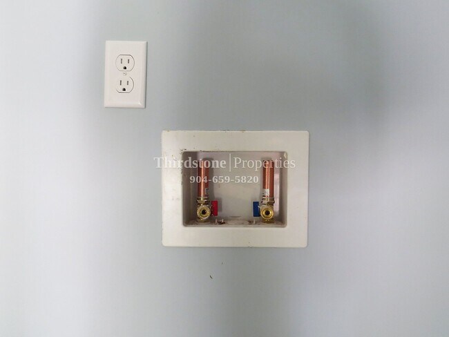 Building Photo - 9228 Waynesboro Ave