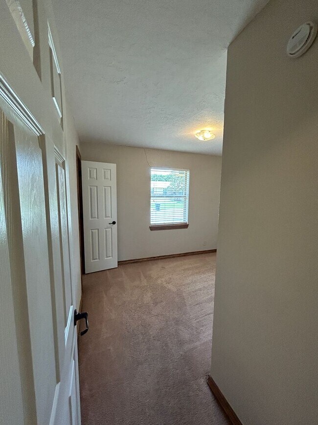 Building Photo - 2311 NW 43rd St