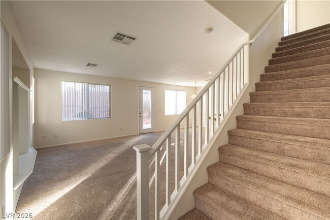 Building Photo - 191 Duck Hollow Ave