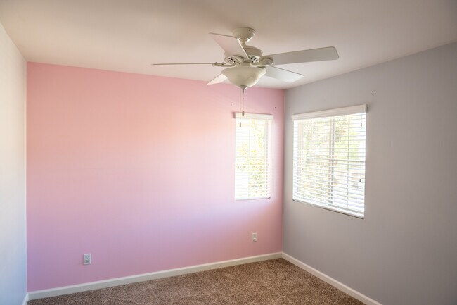 Building Photo - Woodmont