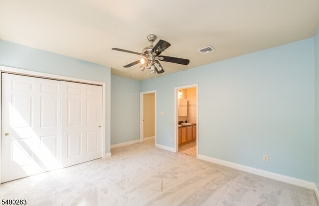 Building Photo - 46 Phoenix Ave