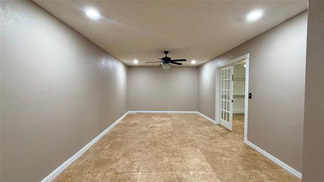 Building Photo - 6841 Ashbury Dr