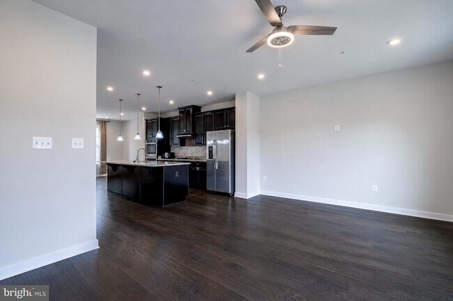 Building Photo - 8032 Spring Arbor Dr