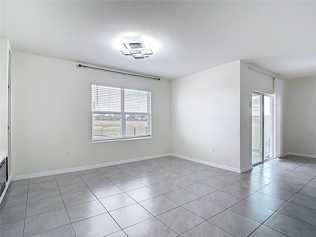 Building Photo - 2682 Common Fig Run