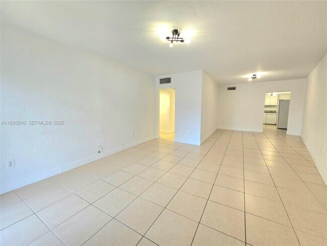 Building Photo - 1152 99th St